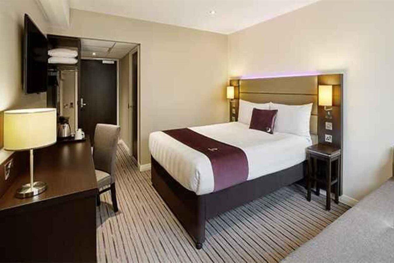 Premier Inn Oxford Botley South Hinksey Esterno foto