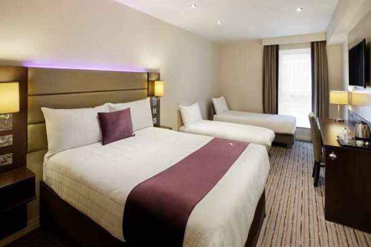 Premier Inn Oxford Botley South Hinksey Esterno foto
